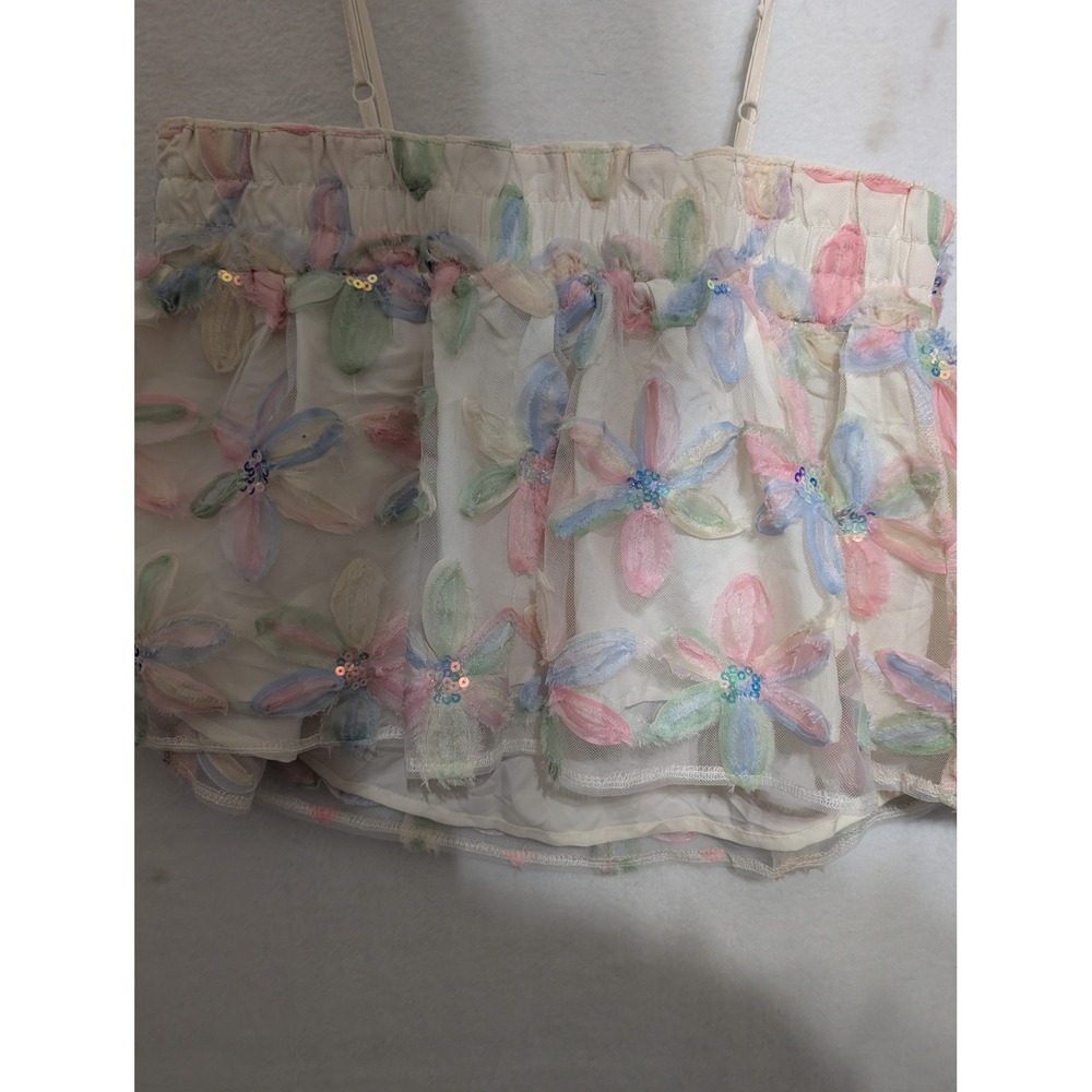SHEIN Floral Applique Cami Top Cream Pastel Sequin Mesh 3D Flower XS NEW - Picture 4 of 4